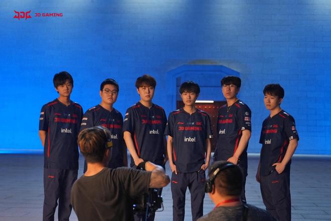 各种明争暗 各种明争暗